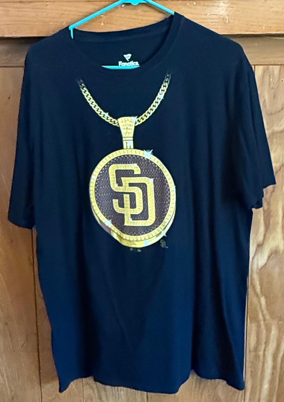 San Diego Padres Swag Chain Graphic T-Shirt Fanatics XL